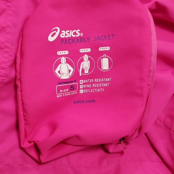 Asics Packable Windbreaker Jacket in Neon Pink - Picture 4 of 5